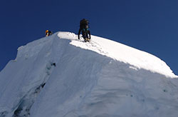 summit Yanapaccha mountain