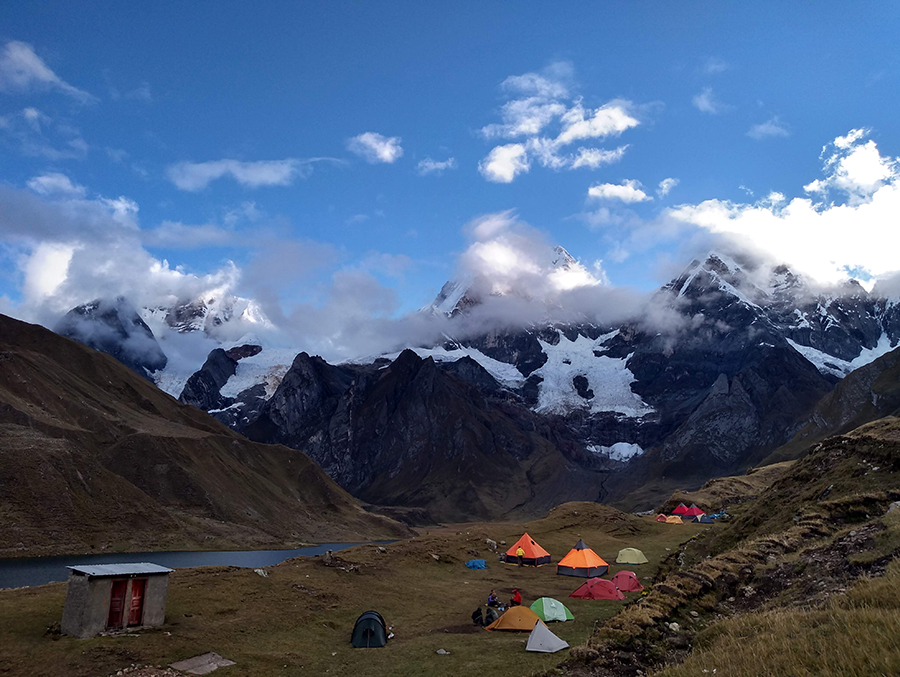 camp huayhuash trek